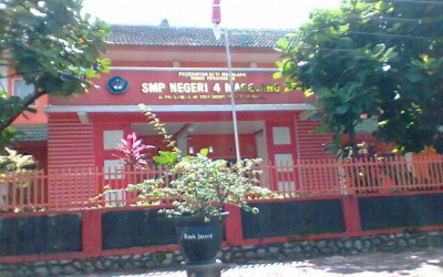 SEKOLAH “NDORO” (PRIYAYI)
